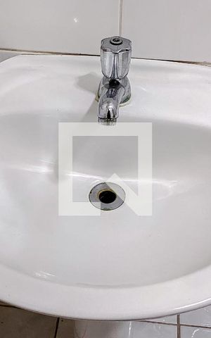 Casa à venda com 294m², 3 quartos e 4 vagasBanheiro 2