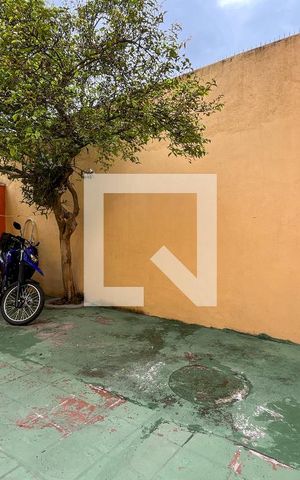 Casa à venda com 150m², 3 quartos e 3 vagas Casa à venda com 150m², 3 quartos e 3 vagasQuintal