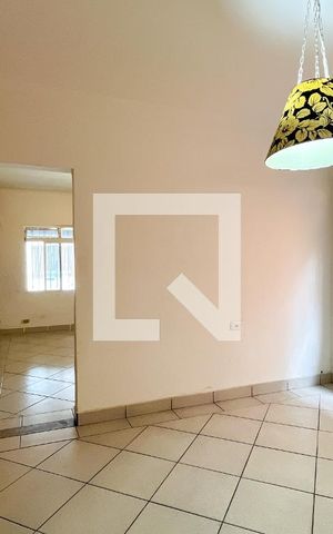 Casa à venda com 150m², 3 quartos e 3 vagas Casa à venda com 150m², 3 quartos e 3 vagasSala de Jantar