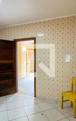 Casa à venda com 150m², 3 quartos e 3 vagas Casa à venda com 150m², 3 quartos e 3 vagasCozinha