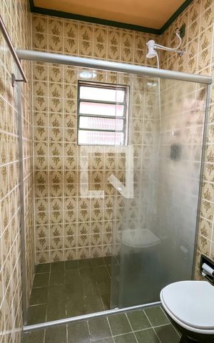 Casa à venda com 150m², 3 quartos e 3 vagas Casa à venda com 150m², 3 quartos e 3 vagasBanheiro da Suíte