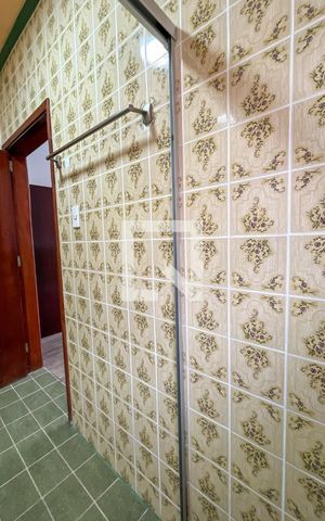 Casa à venda com 150m², 3 quartos e 3 vagas Casa à venda com 150m², 3 quartos e 3 vagasBanheiro da Suíte