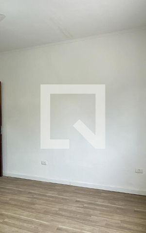 Casa à venda com 150m², 3 quartos e 3 vagas Casa à venda com 150m², 3 quartos e 3 vagasSuíte