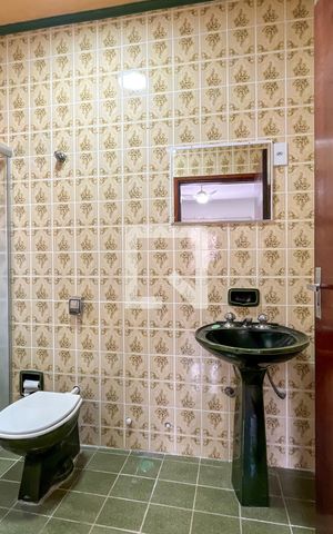 Casa à venda com 150m², 3 quartos e 3 vagas Casa à venda com 150m², 3 quartos e 3 vagasBanheiro da Suíte