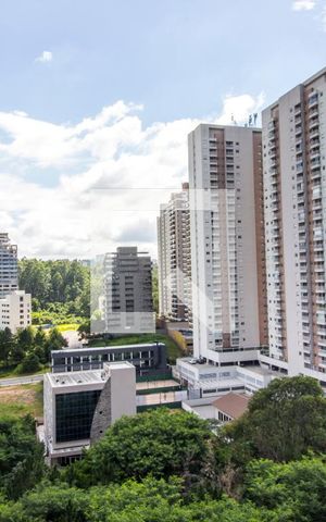 Apartamento para alugar com 50m², 1 quarto e 1 vagaVista
