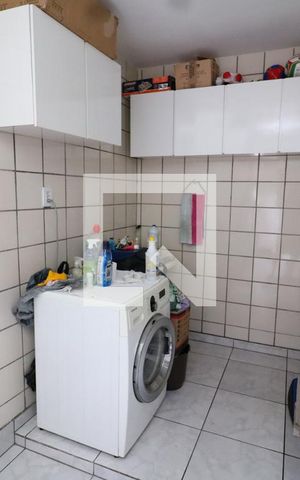 Casa à venda com 280m², 4 quartos e 1 vagaÁrea de Serviço