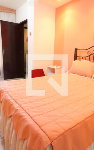 Casa à venda com 280m², 4 quartos e 1 vagaSuíte