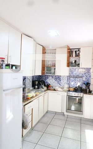 Casa à venda com 280m², 4 quartos e 1 vagaCozinha
