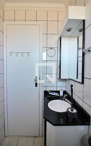 Apartamento para alugar com 48m², 2 quartos e 1 vagaBanheiro Social