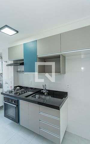 Apartamento para alugar com 42m², 2 quartos e 1 vaga Apartamento para alugar com 42m², 2 quartos e 1 vagaCozinha e Área de Serviço