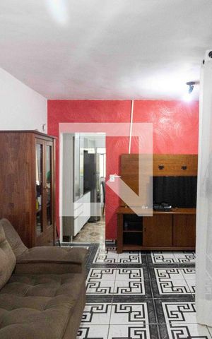 Casa à venda com 80m², 3 quartos e sem vagaSala