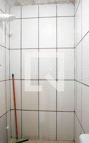 Casa à venda com 80m², 3 quartos e sem vagaBanheiro 2