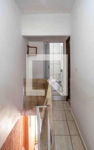 Casa à venda com 80m², 3 quartos e sem vagaÁrea comum