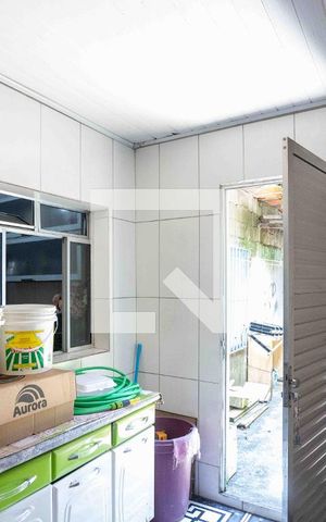 Casa à venda com 80m², 3 quartos e sem vagaÁrea de Serviço