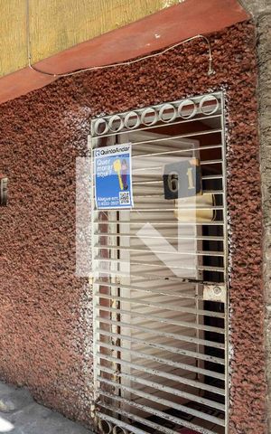 Casa à venda com 80m², 3 quartos e sem vagaFachada