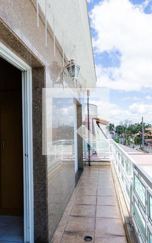 Casa à venda com 260m², 4 quartos e 4 vagas Casa à venda com 260m², 4 quartos e 4 vagasVaranda do Quarto 3