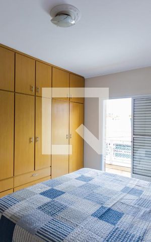 Casa à venda com 260m², 4 quartos e 4 vagas Casa à venda com 260m², 4 quartos e 4 vagasSuíte