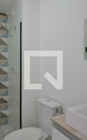 Apartamento à venda com 33m², 2 quartos e sem vaga Apartamento à venda com 33m², 2 quartos e sem vagaBanheiro