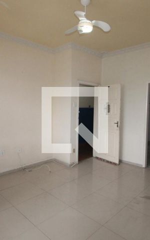 Apartamento à venda com 130m², 2 quartos e sem vagaSala