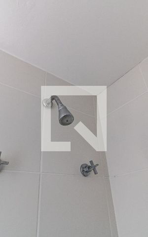 Apartamento para alugar com 50m², 2 quartos e 1 vaga Apartamento para alugar com 50m², 2 quartos e 1 vagaBanheiro da Suíte