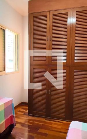Apartamento à venda com 85m², 3 quartos e 2 vagas Apartamento à venda com 85m², 3 quartos e 2 vagasQuarto 2