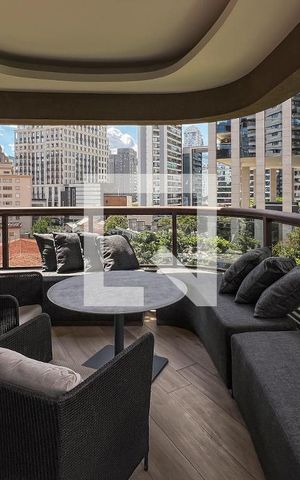 Studio à venda com 42m², 1 quarto e 1 vaga Studio à venda com 42m², 1 quarto e 1 vagaSacada