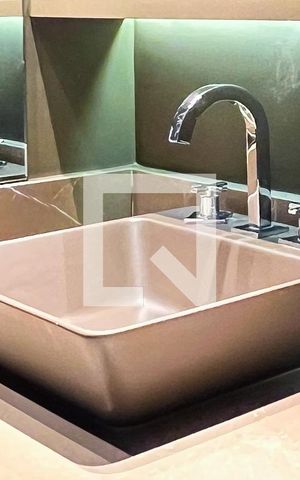 Studio à venda com 42m², 1 quarto e 1 vaga Studio à venda com 42m², 1 quarto e 1 vagaBanheiro