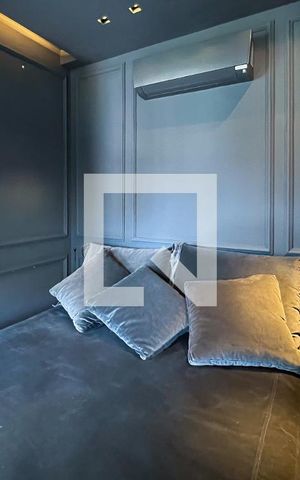 Studio à venda com 42m², 1 quarto e 1 vaga Studio à venda com 42m², 1 quarto e 1 vagaStudio