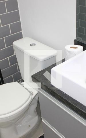 Apartamento para alugar com 36m², 2 quartos e sem vagaBanheiro