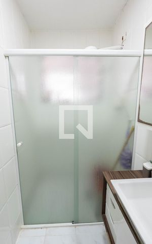 Apartamento à venda com 56m², 2 quartos e sem vaga Apartamento à venda com 56m², 2 quartos e sem vagaBanheiro