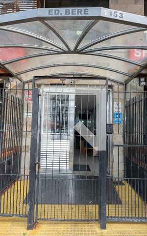 Apartamento à venda com 56m², 2 quartos e sem vaga Apartamento à venda com 56m², 2 quartos e sem vagaFachada