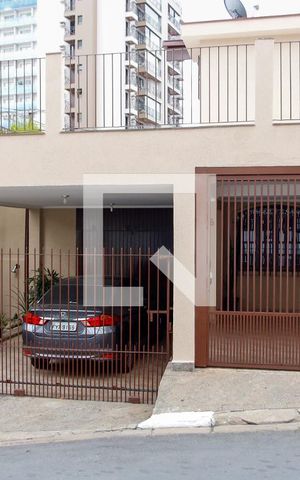 Casa para alugar com 263m², 3 quartos e 4 vagas Casa para alugar com 263m², 3 quartos e 4 vagasfrente