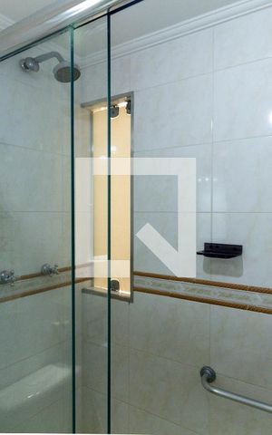 Apartamento para alugar com 93m², 3 quartos e 2 vagas Apartamento para alugar com 93m², 3 quartos e 2 vagasBanheiro do quarto 1
