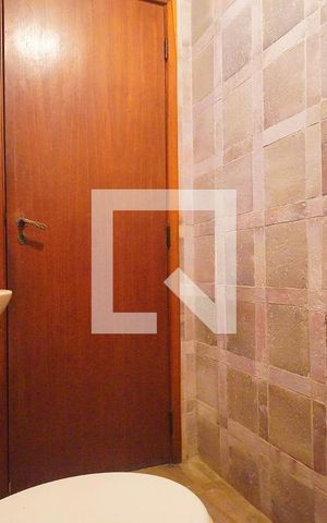 Casa à venda com 375m², 4 quartos e 2 vagasBanheiro 3