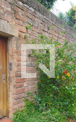 Casa à venda com 375m², 4 quartos e 2 vagasFachada