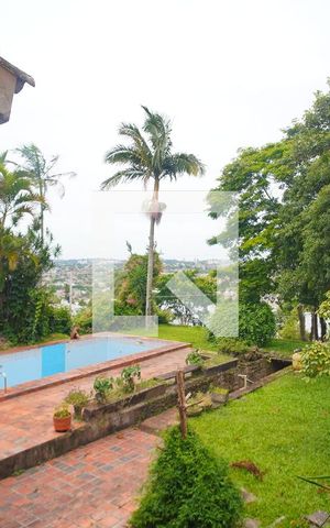 Casa à venda com 375m², 4 quartos e 2 vagasVista da Sala de Janta 2