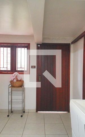 Casa à venda com 375m², 4 quartos e 2 vagasÁrea de Serviço