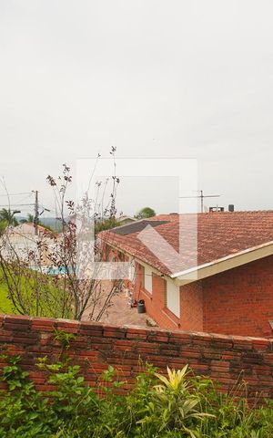 Casa à venda com 375m², 4 quartos e 2 vagasVista do Quarto 2