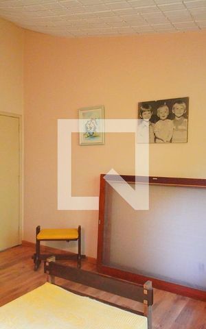 Casa à venda com 375m², 4 quartos e 2 vagasQuarto 1