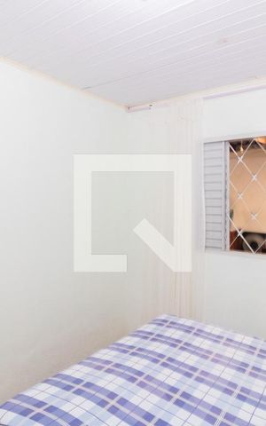 Casa à venda com 140m², 2 quartos e 1 vagaQuarto  