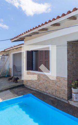 Casa à venda com 140m², 2 quartos e 1 vagaQuintal