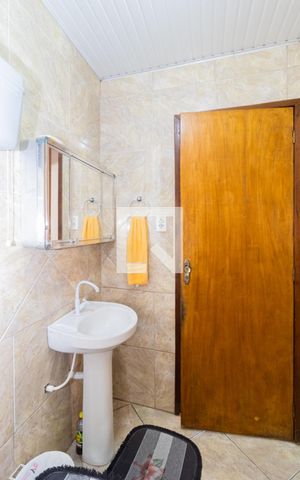 Casa à venda com 140m², 2 quartos e 1 vagaBanheiro