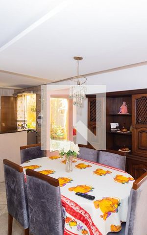 Casa à venda com 140m², 2 quartos e 1 vagaSala de Jantar