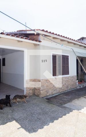 Casa à venda com 140m², 2 quartos e 1 vagaQuintal