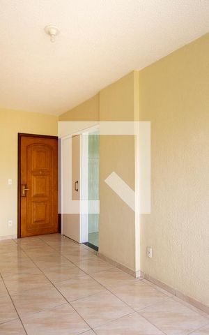 Apartamento à venda com 71m², 2 quartos e 1 vaga Apartamento à venda com 71m², 2 quartos e 1 vagaSala