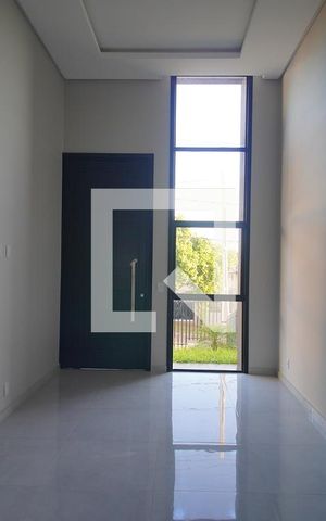 Casa à venda com 104m², 2 quartos e 1 vaga Casa à venda com 104m², 2 quartos e 1 vagaSala