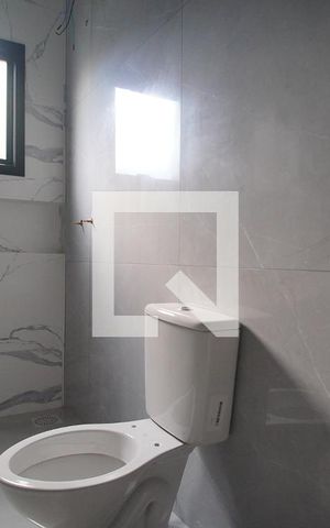 Casa à venda com 104m², 2 quartos e 1 vaga Casa à venda com 104m², 2 quartos e 1 vagaBanheiro da Suíte
