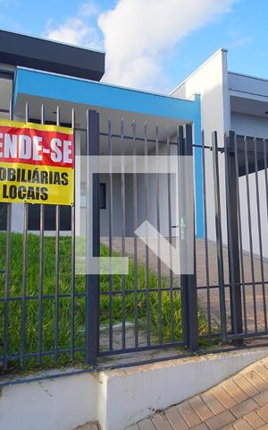 Casa à venda com 104m², 2 quartos e 1 vaga Casa à venda com 104m², 2 quartos e 1 vagaFachada