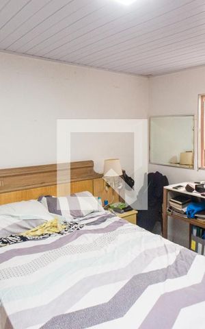 Casa à venda com 160m², 5 quartos e 2 vagasCasa 2 - Quarto 1  