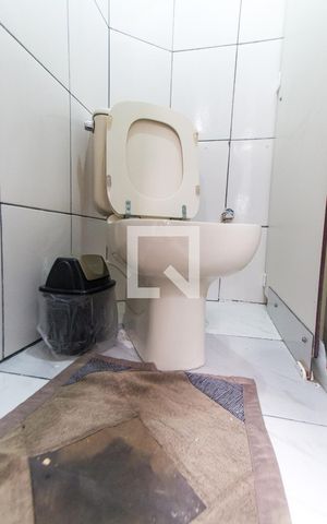 Casa à venda com 160m², 5 quartos e 2 vagasCasa 2 - Banheiro  